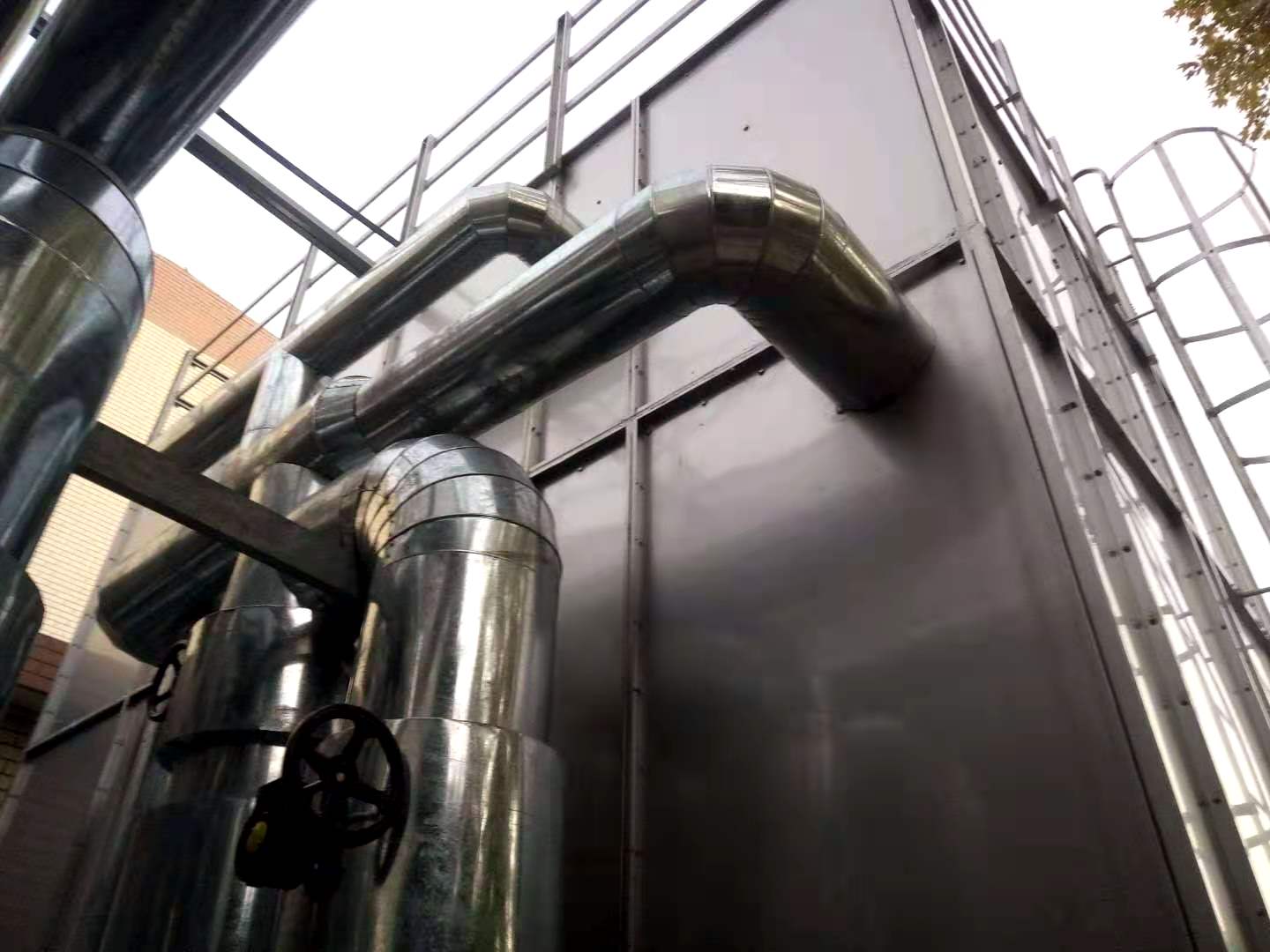 蒸汽<a href=http://tyjinshang.cn/e/tags/?tagname=%E9%98%80%E9%97%A8%E4%BF%9D%E6%B8%A9%E8%A1%A3 target=_blank class=infotextkey><a href=http://tyjinshang.cn/e/tags/?tagname=%E9%98%80%E9%97%A8%E4%BF%9D%E6%B8%A9 target=_blank class=infotextkey>閥門保溫</a>衣</a>